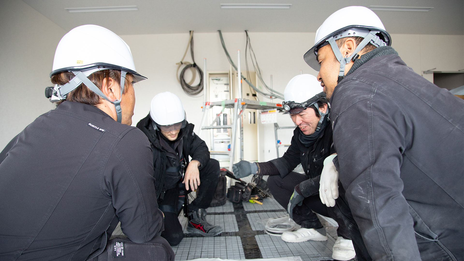 写真：電設部